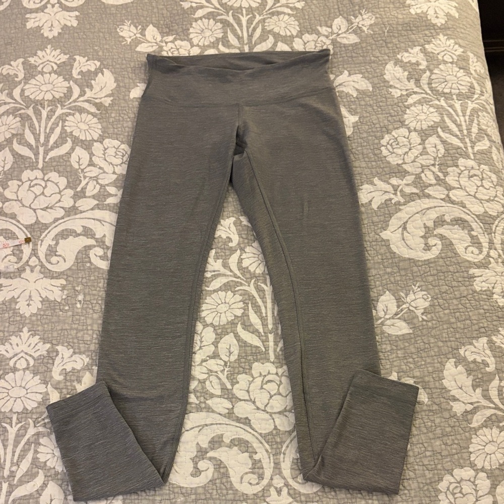 Lululemon Grey High Rise Leggings ~ Size 4 ~ 31” Inseam